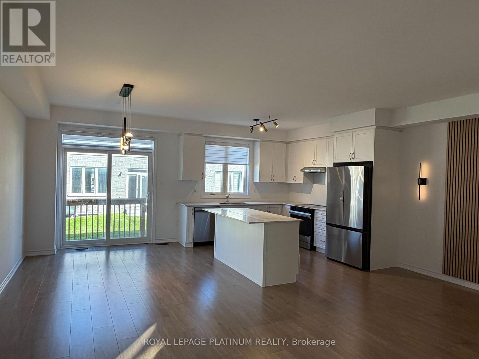 107 MOLOZZI STREET - 10