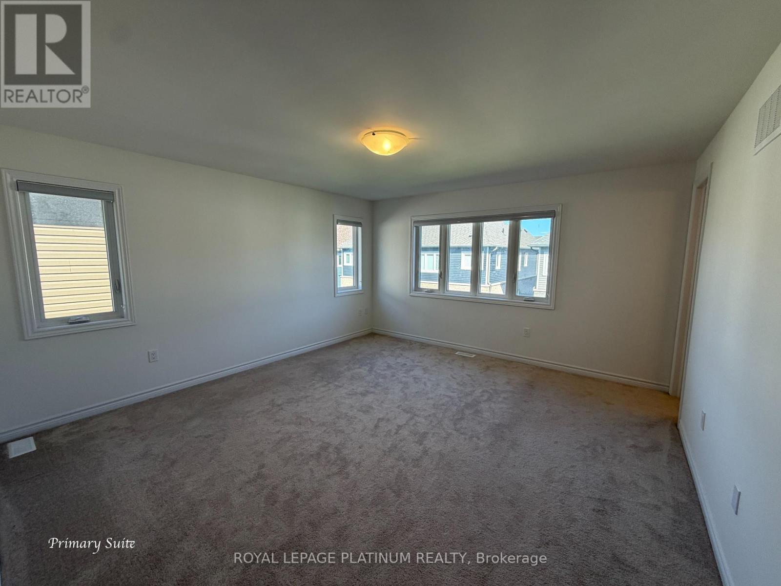107 MOLOZZI STREET - 18