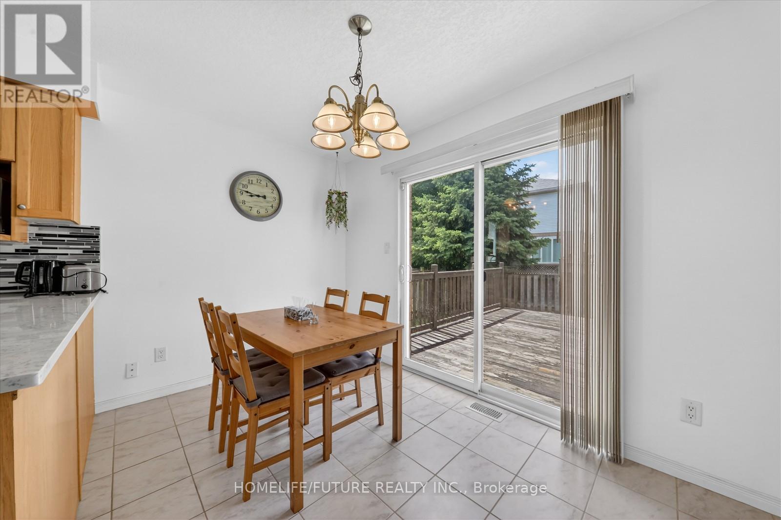 264 HOLBEACH COURT - 12
