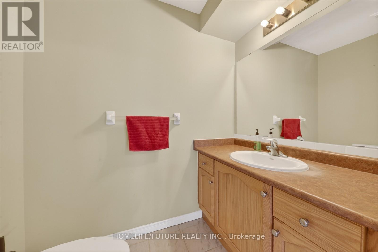 264 HOLBEACH COURT - 16