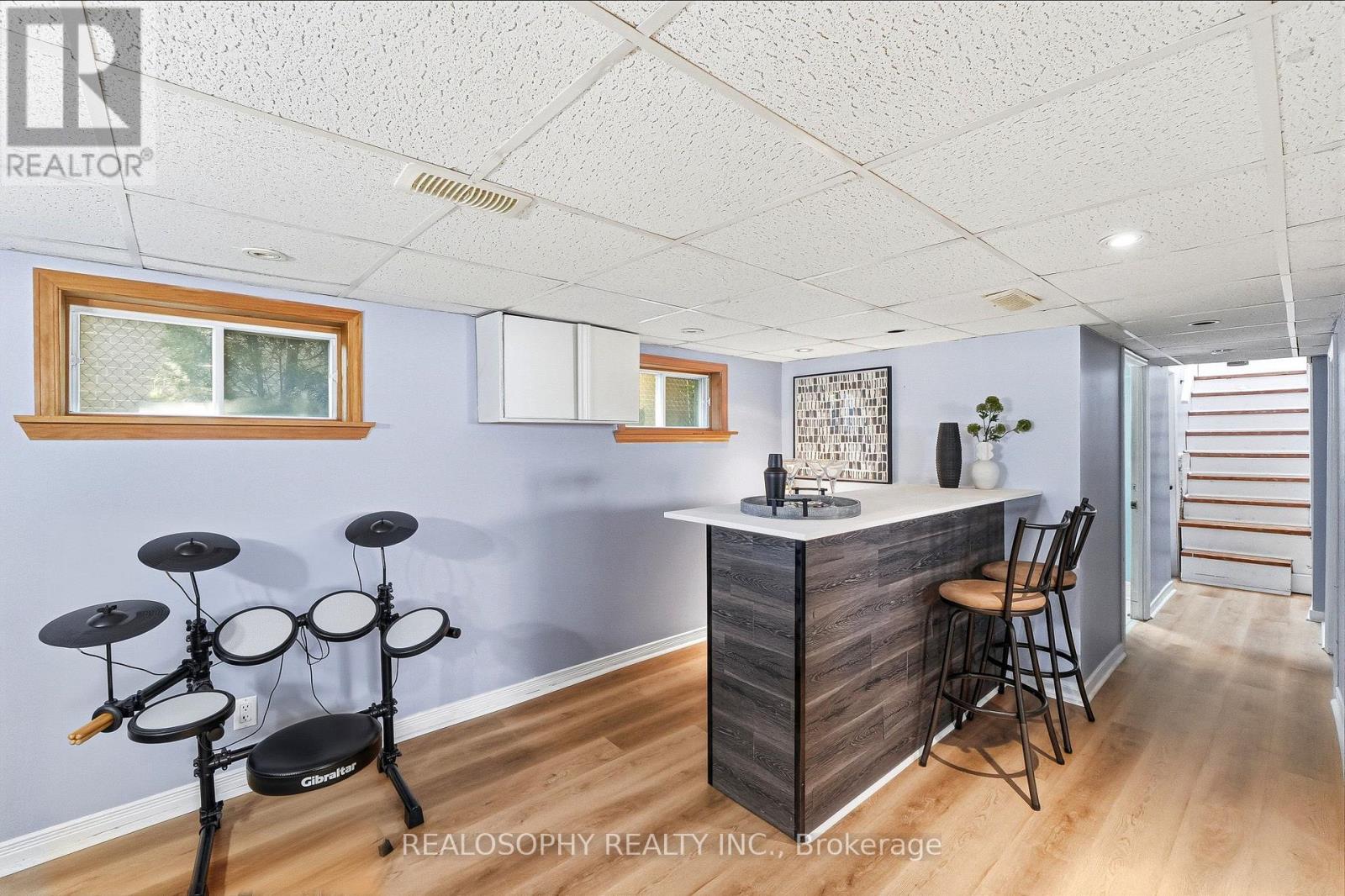 10 MEDFORD AVENUE - 34
