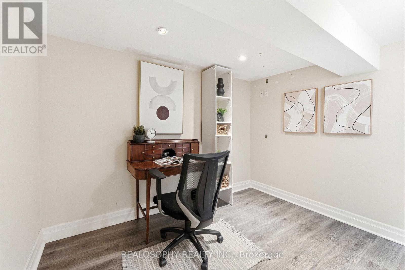 10 MEDFORD AVENUE - 35