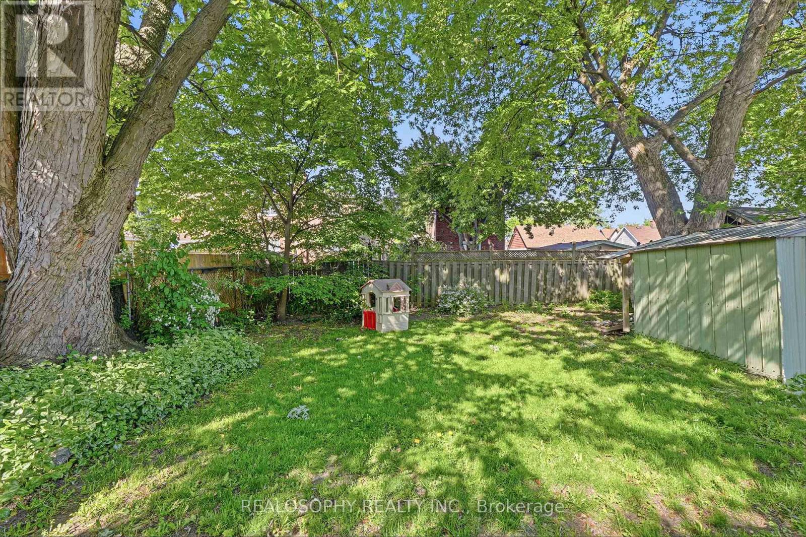 10 MEDFORD AVENUE - 42