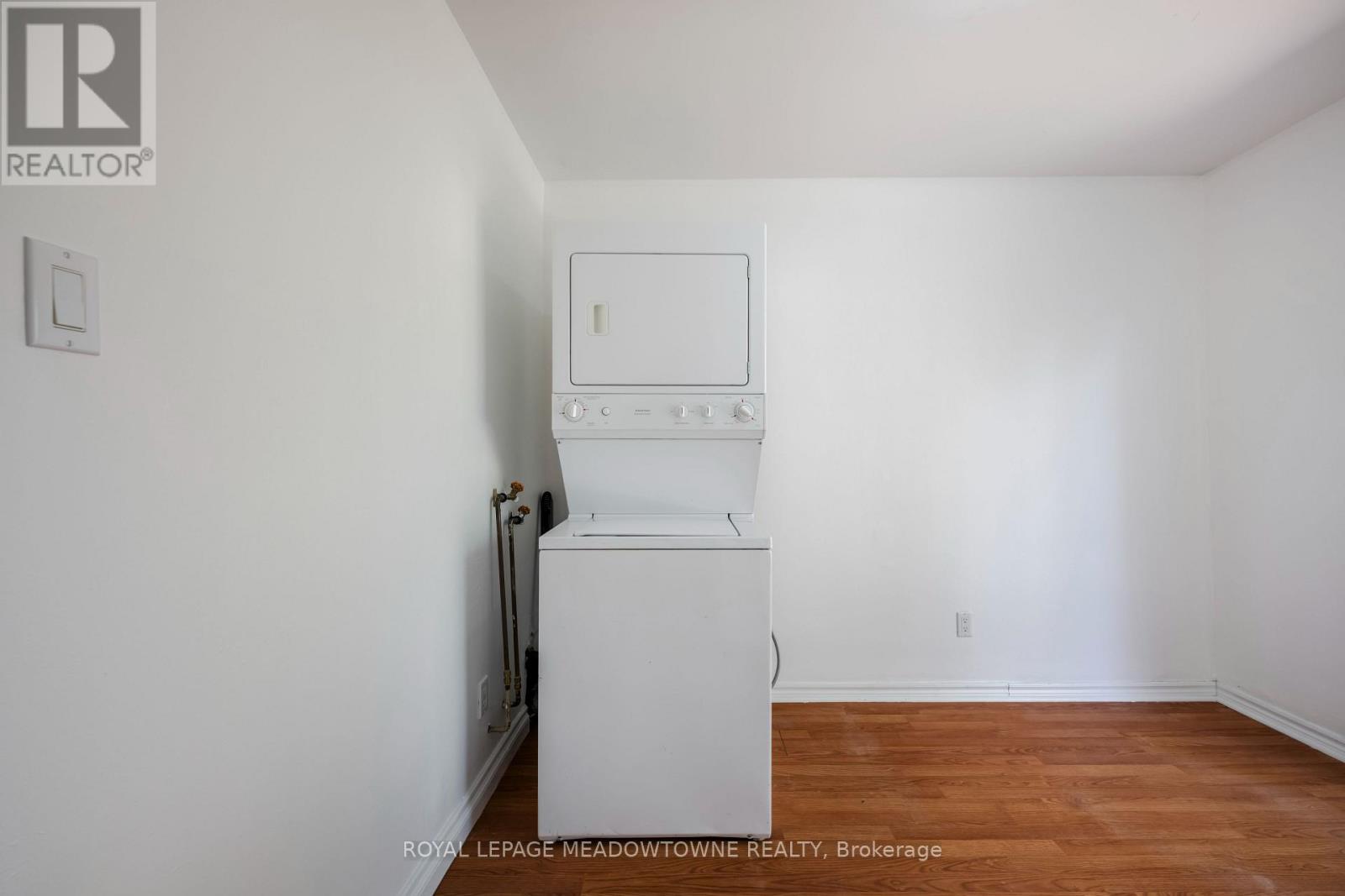 169 LONGFIELD ROAD - 33