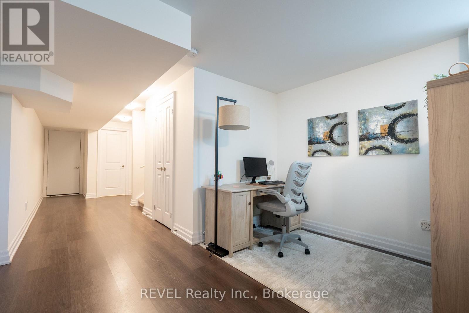 54 DOMINION CRESCENT