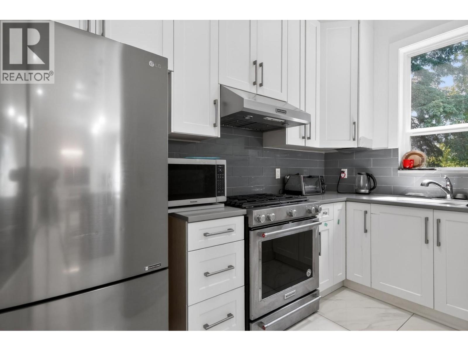 4 Bed, 4 Bath House for Rent in Burnaby – Main 7038 FIELDING COURT, Burnaby – MLS# R3131544 - Image 15