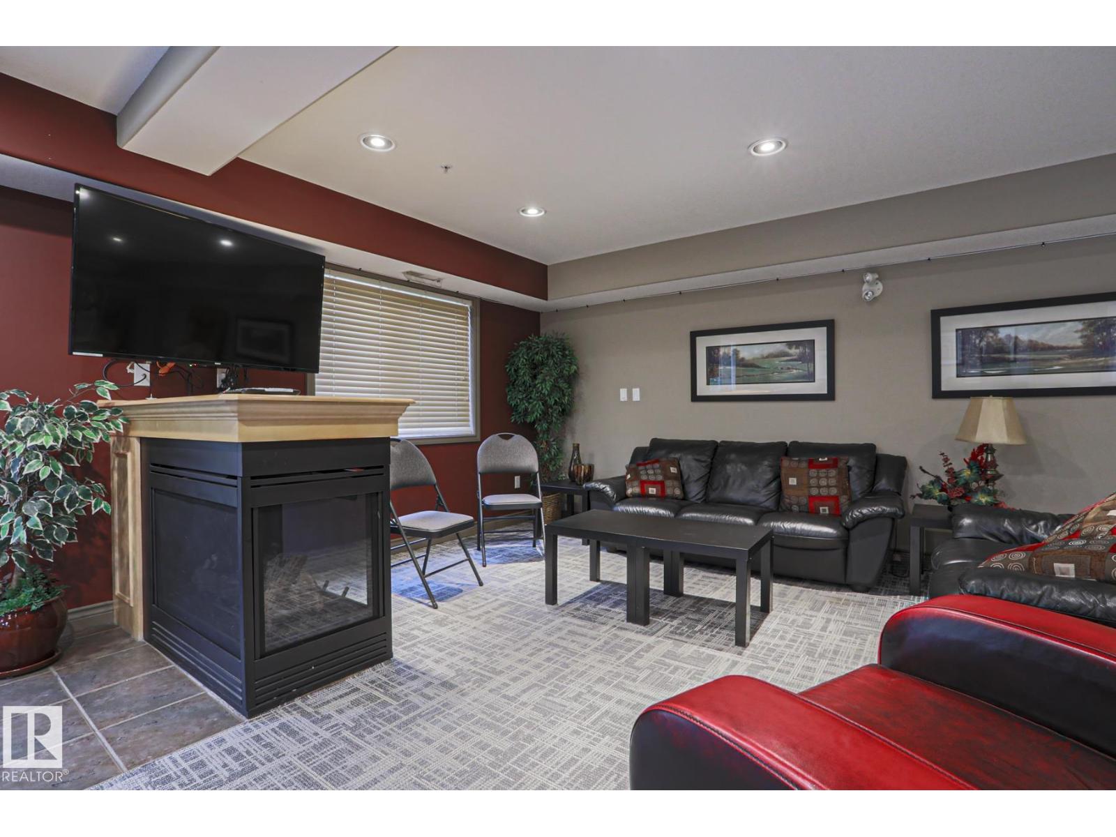 #216 279 SUDER GREENS DR NW — photo 38