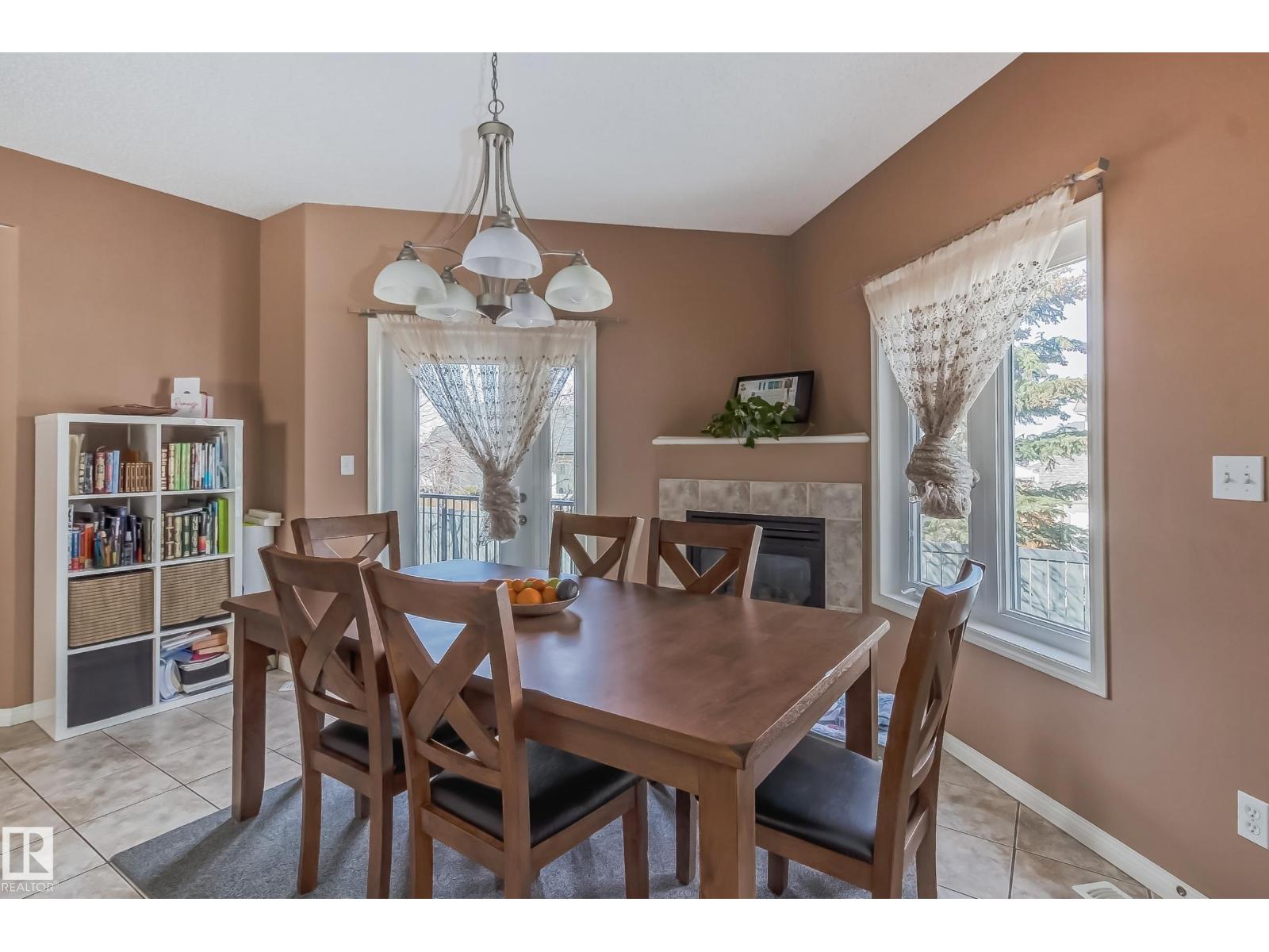 #49 8403 164 AV NW - 16
