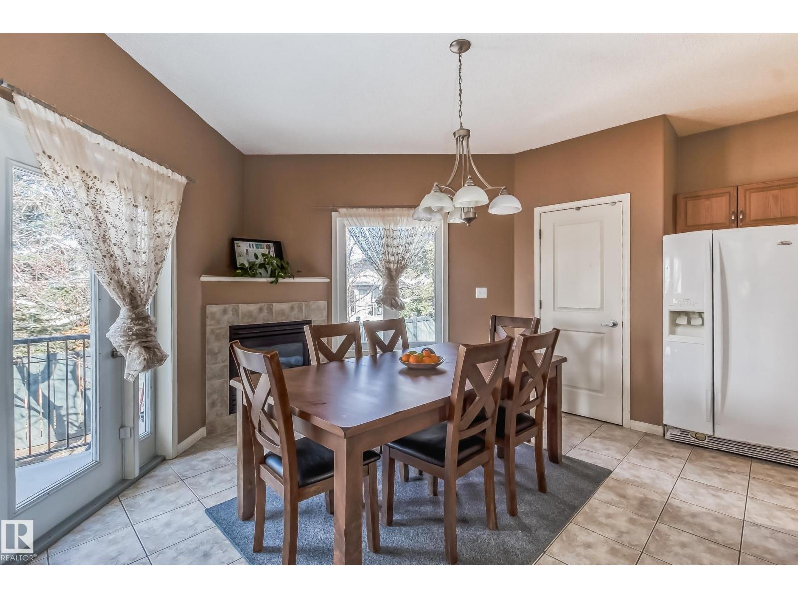 #49 8403 164 AV NW - 17