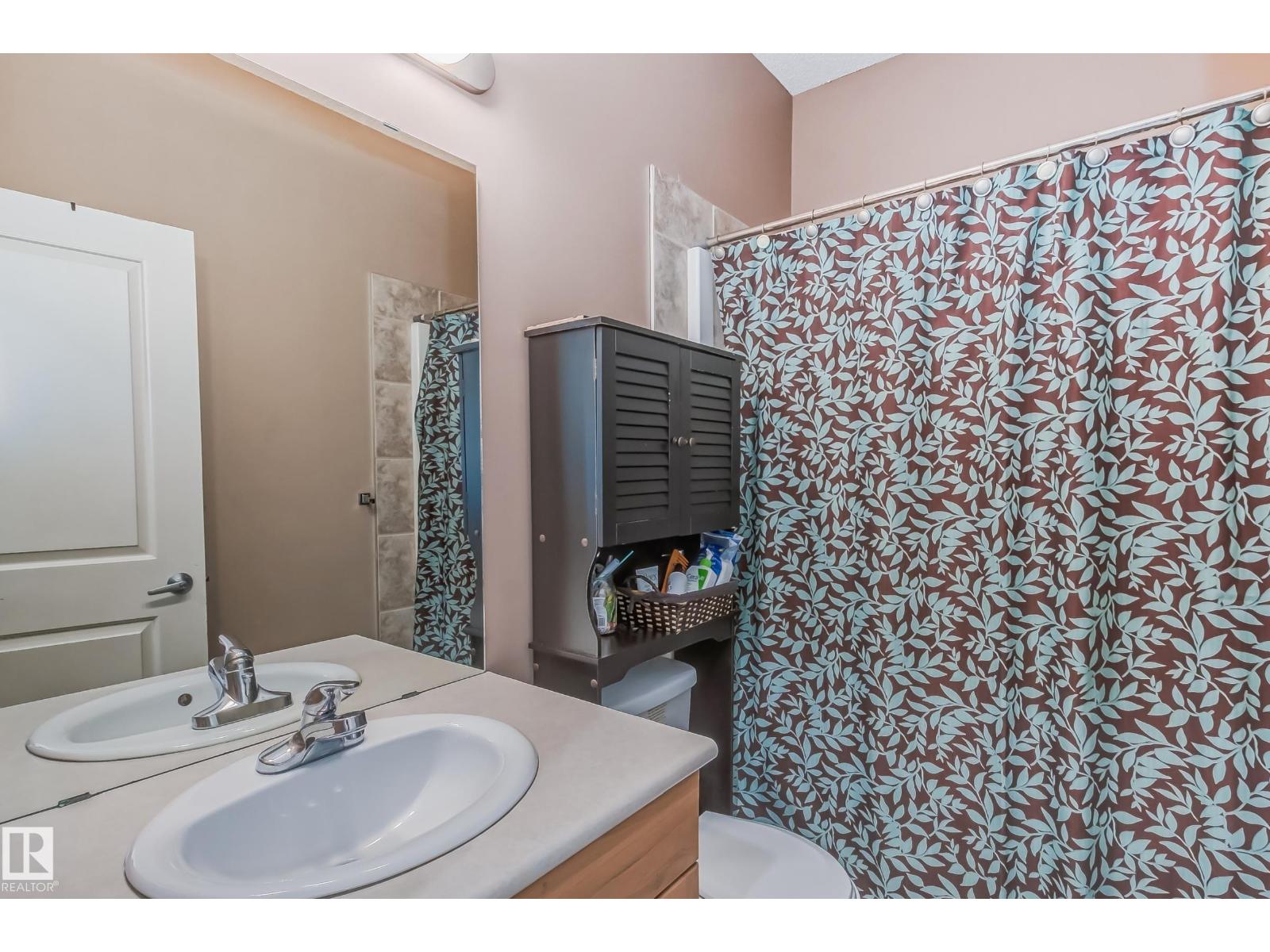 #49 8403 164 AV NW - 36