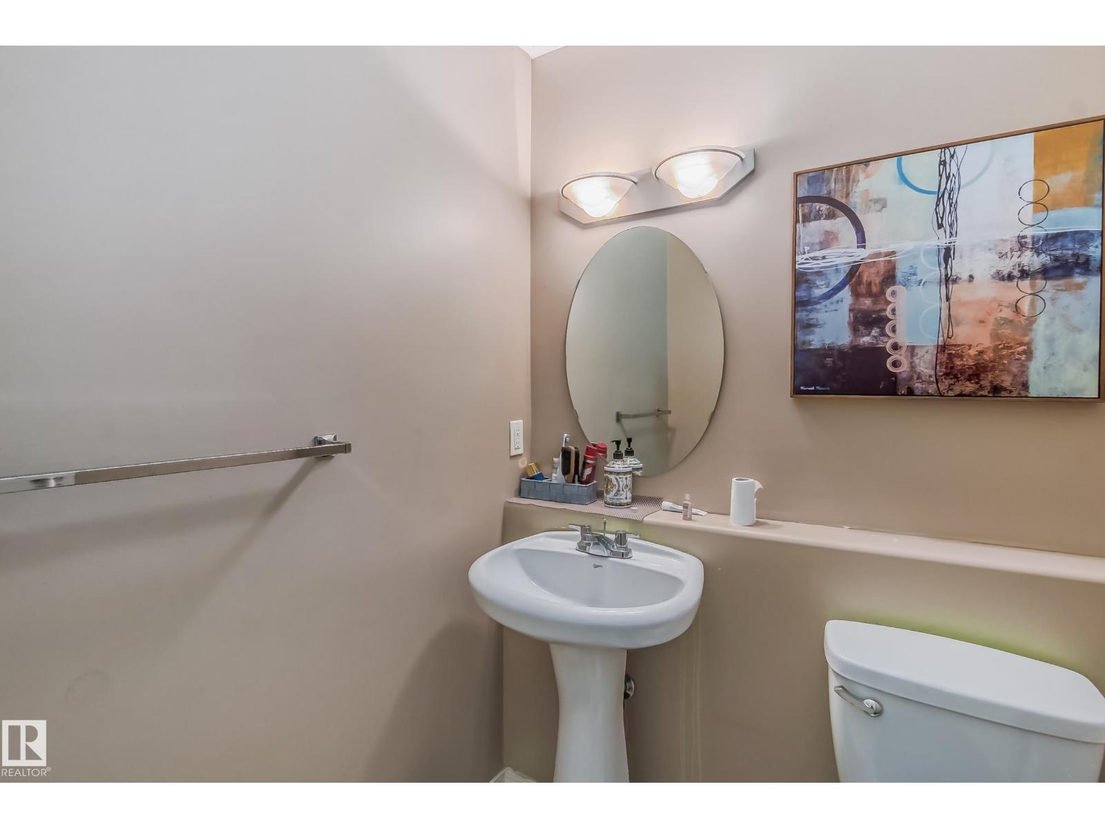 #49 8403 164 AV NW - 41