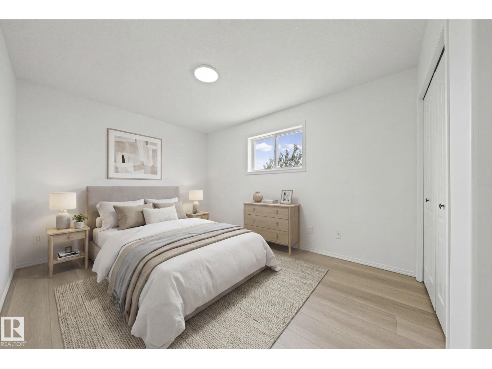 6715 165 AV NW - 23