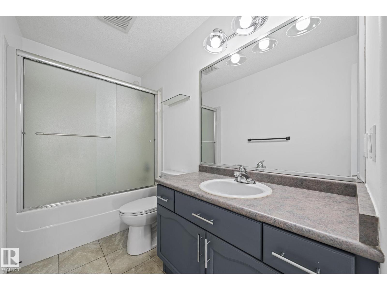 6715 165 AV NW - 26