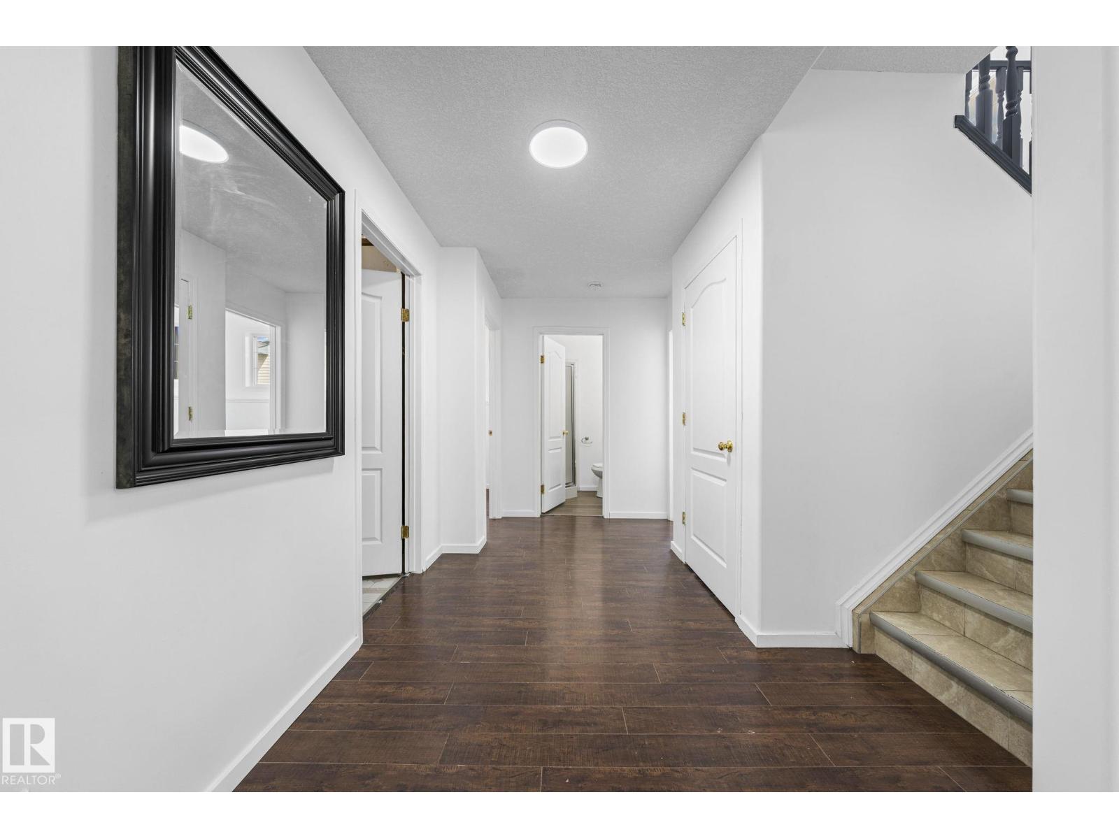 6715 165 AV NW - 41