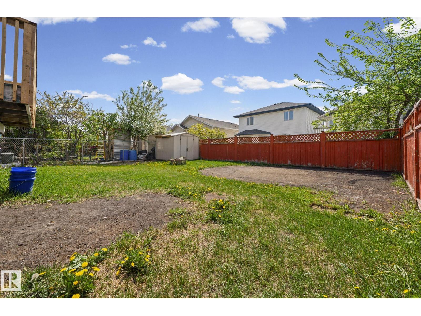 6715 165 AV NW - 49