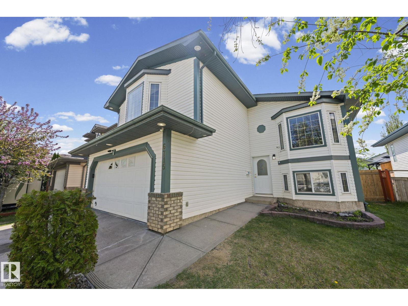6715 165 AV NW - 5
