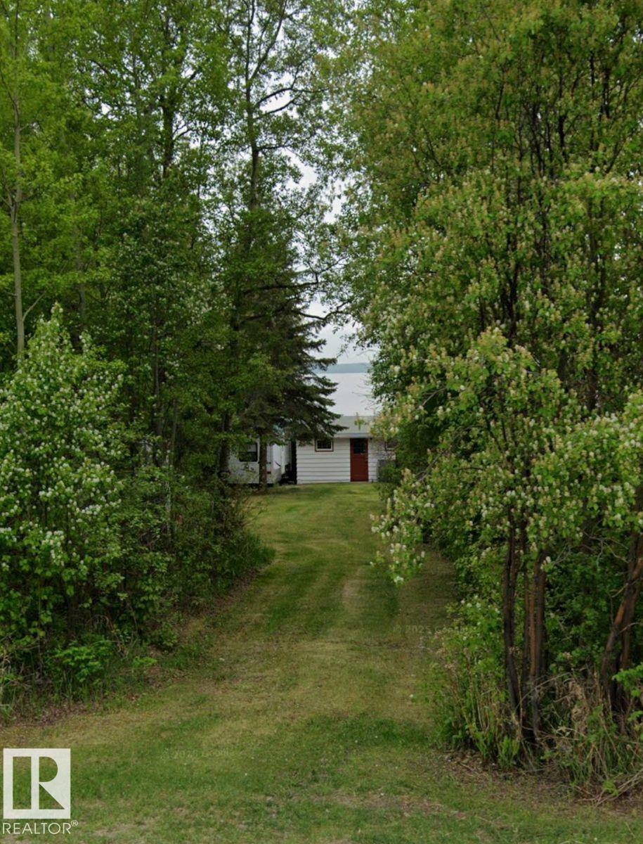 55 Lakeshore DR