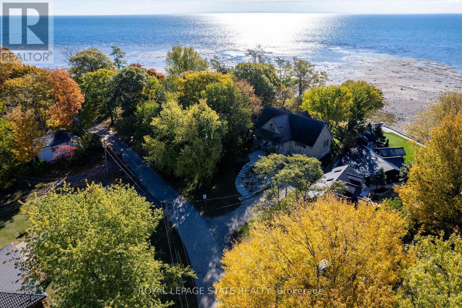739 SANDY BAY ROAD