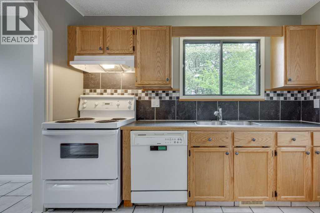 35 Gish Street - 15