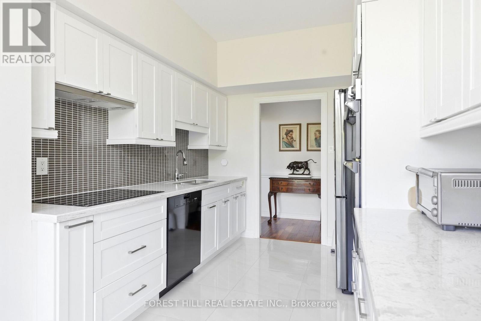 #PH2 3800 YONGE STREET - 16