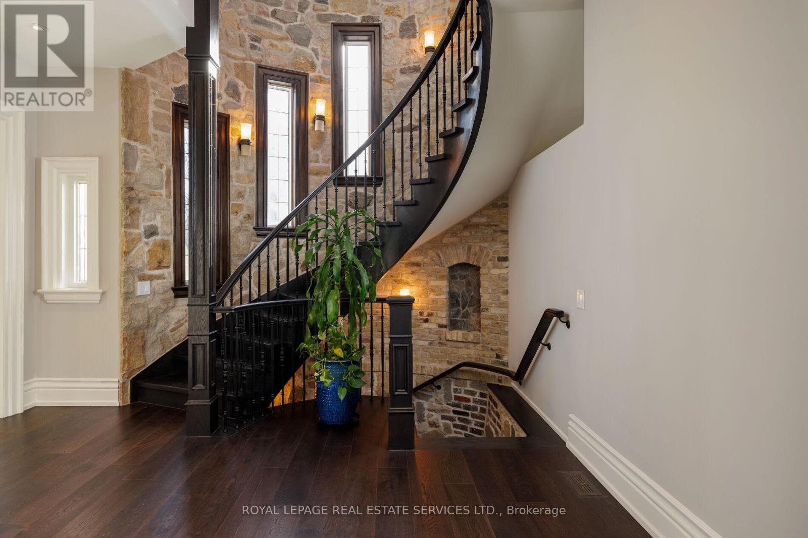 1165 GARDEN ROAD - 9