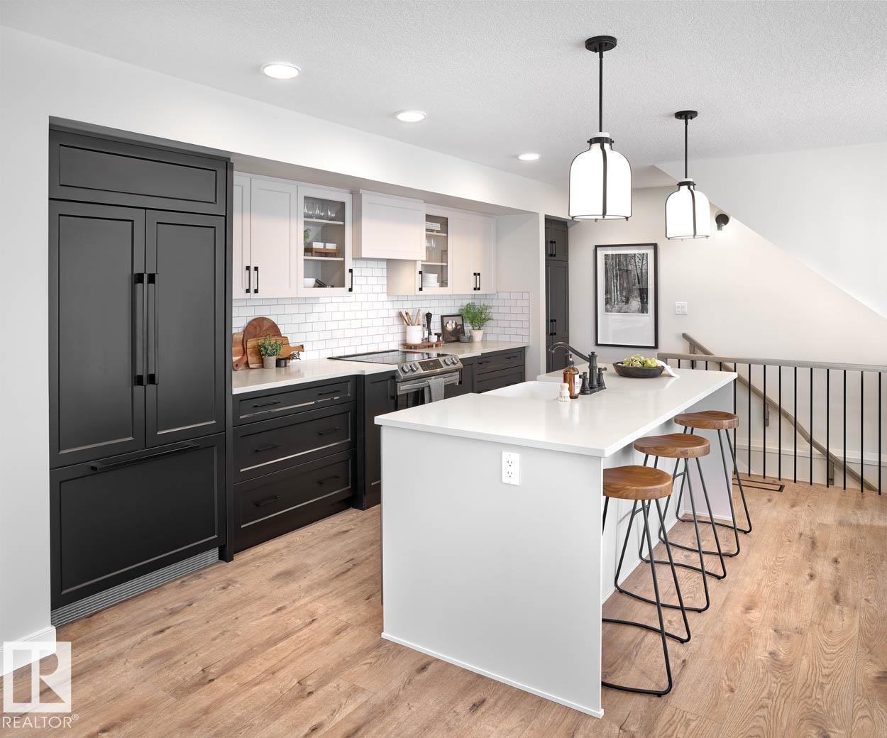 #1 19904 31 AV NW - 7