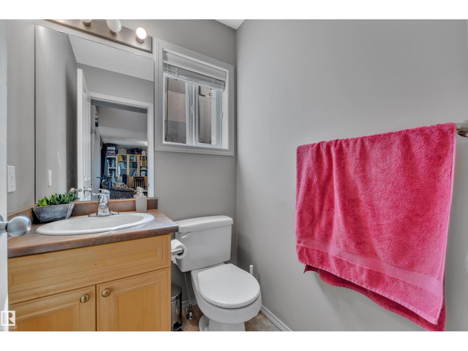14031 136 ST NW - 8