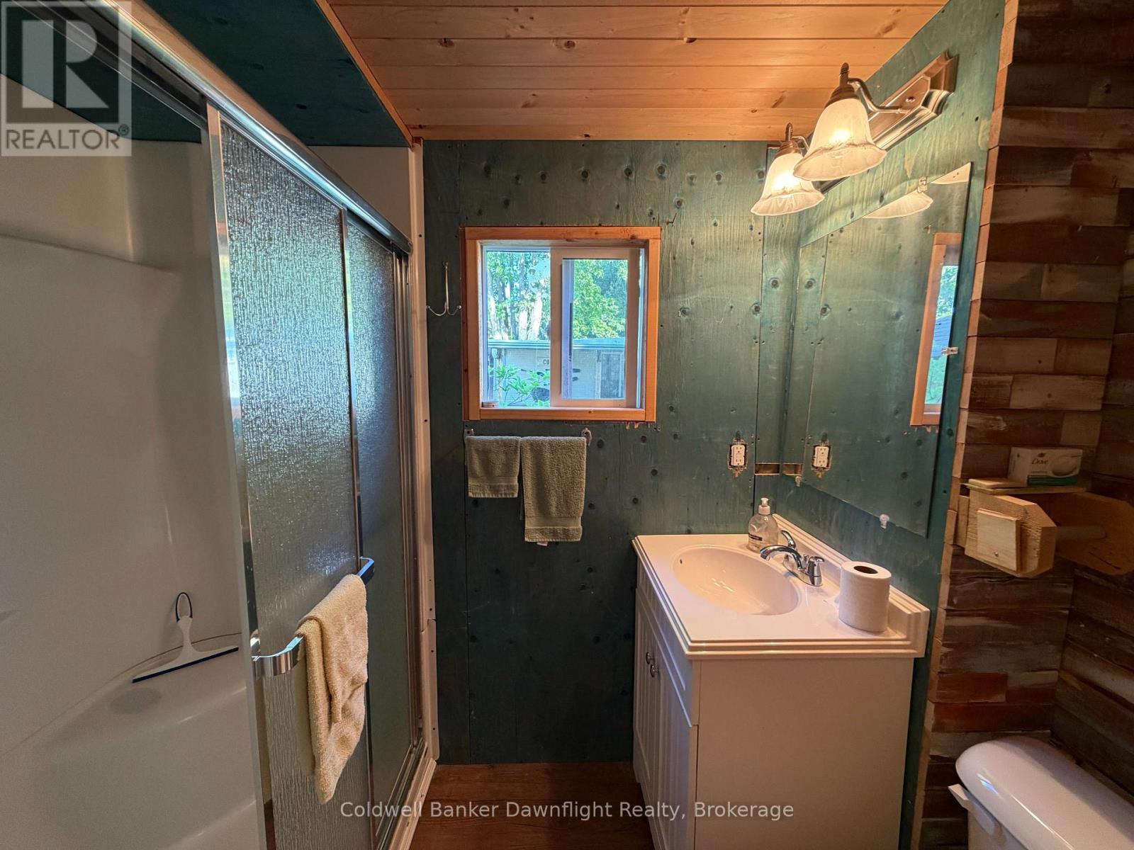 33833 HESSENLAND LANE - 13
