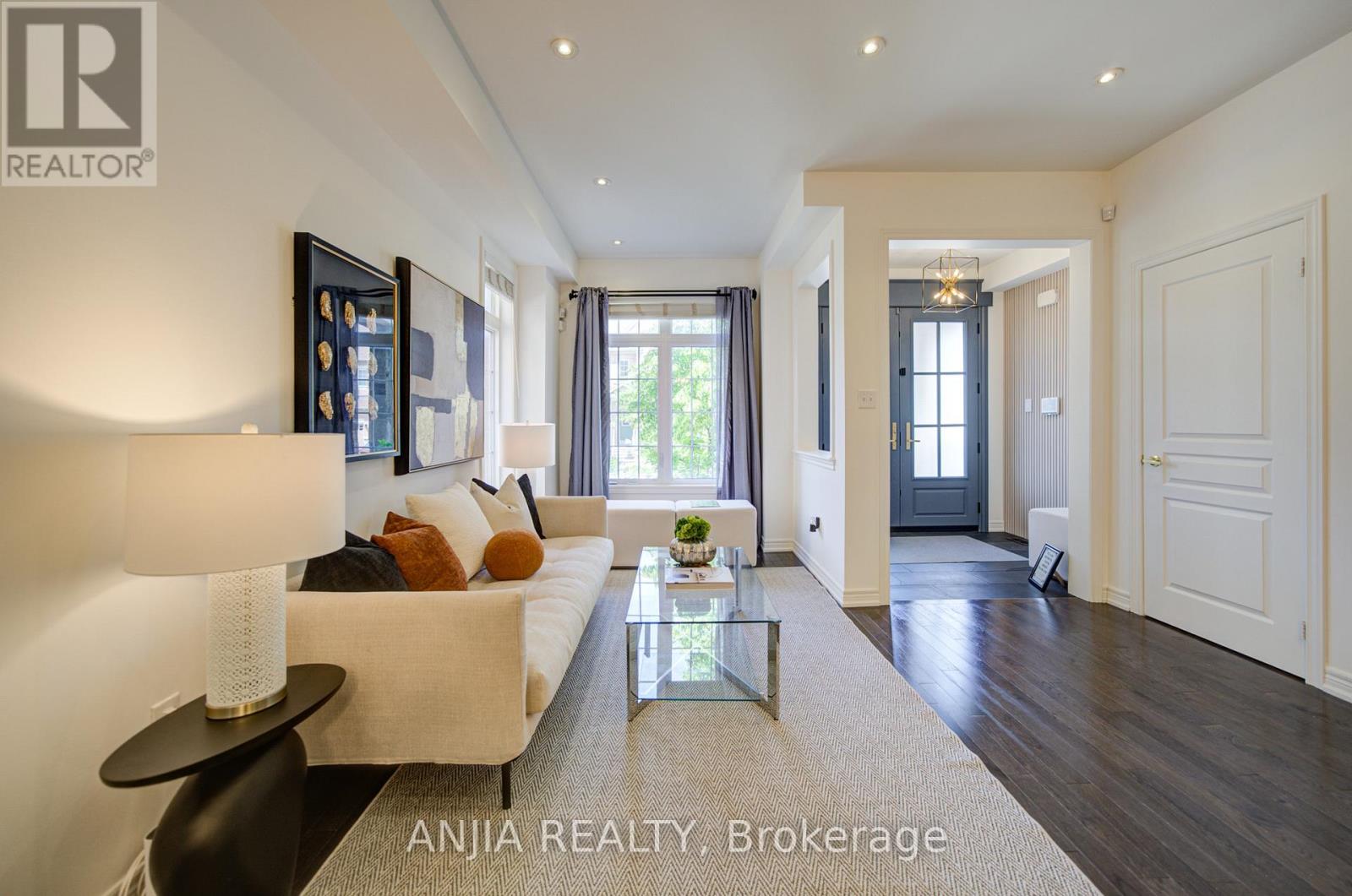 17 HOLST AVENUE - 11