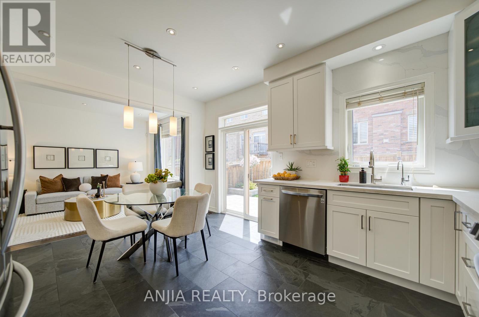 17 HOLST AVENUE - 22