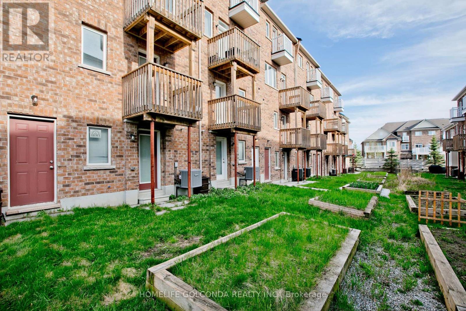 14 FANNY GROVE WAY - 14