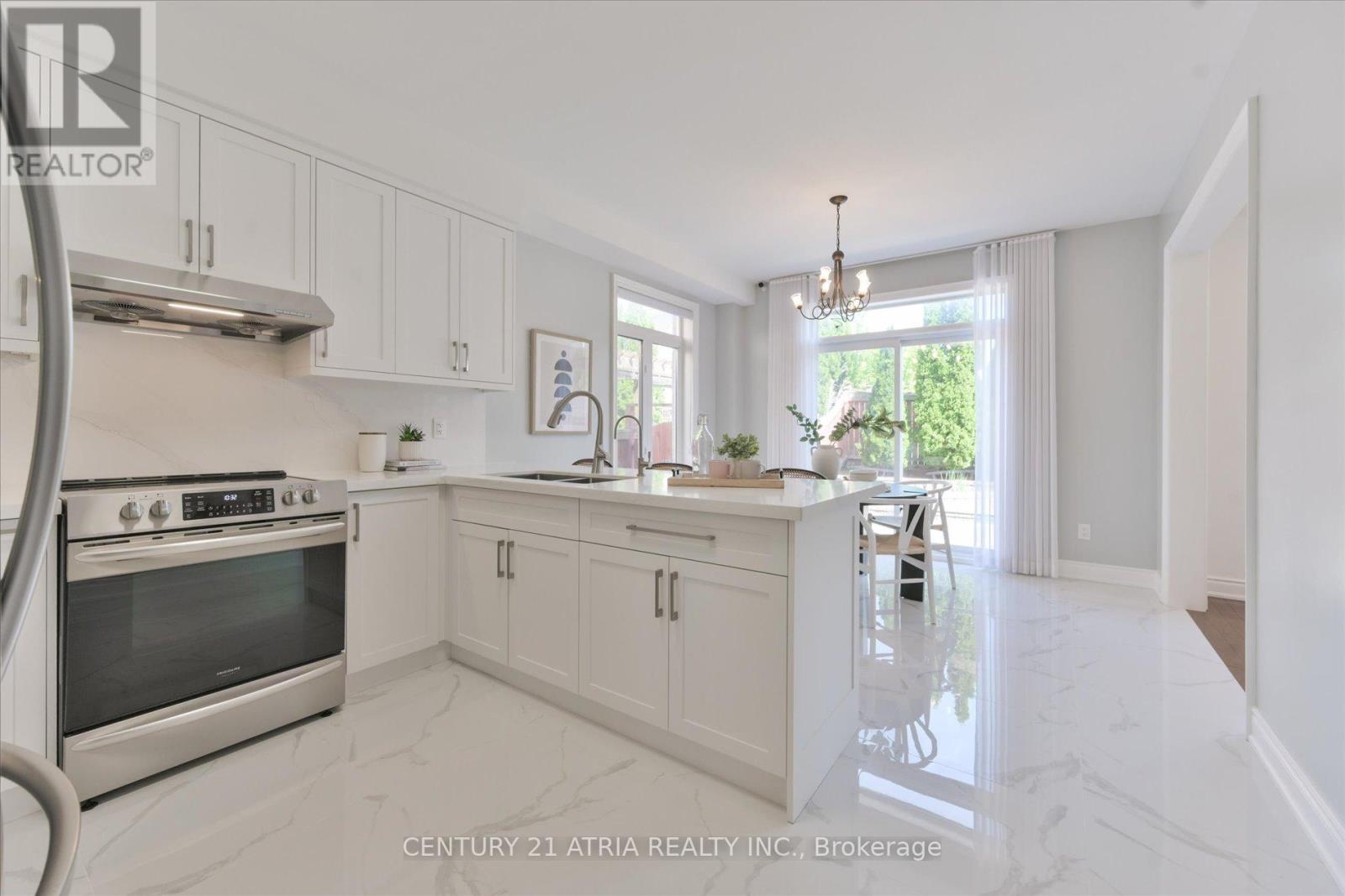 119 MARTINI DRIVE - 22