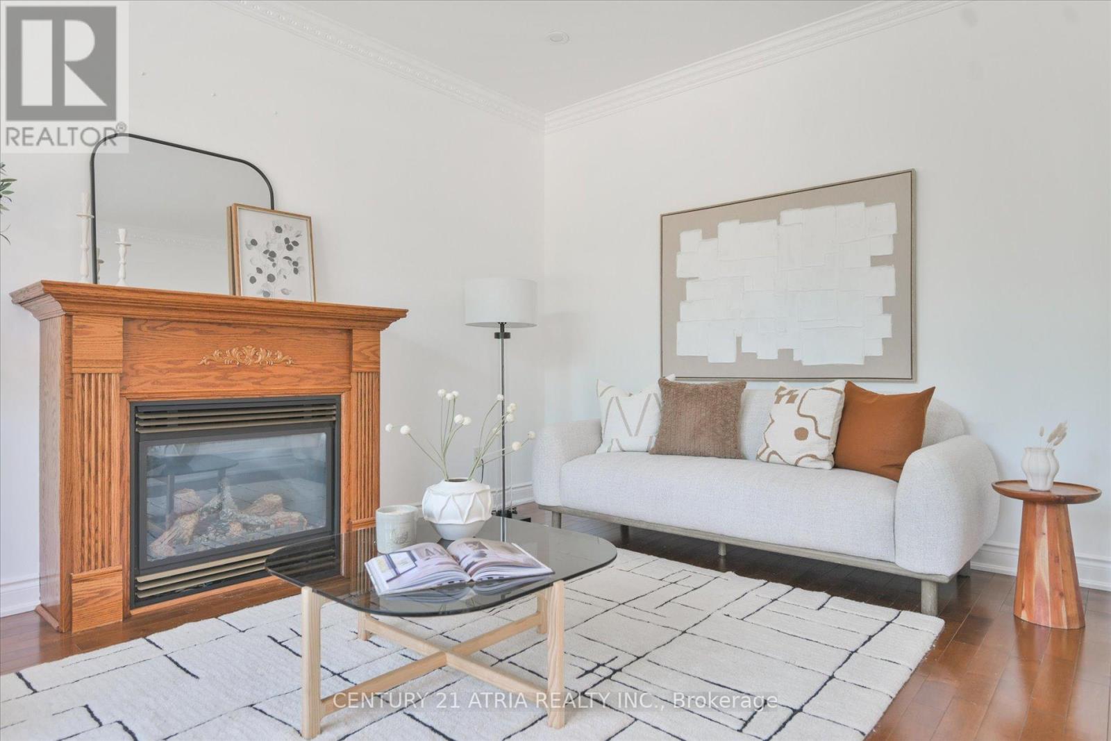 119 MARTINI DRIVE - 24