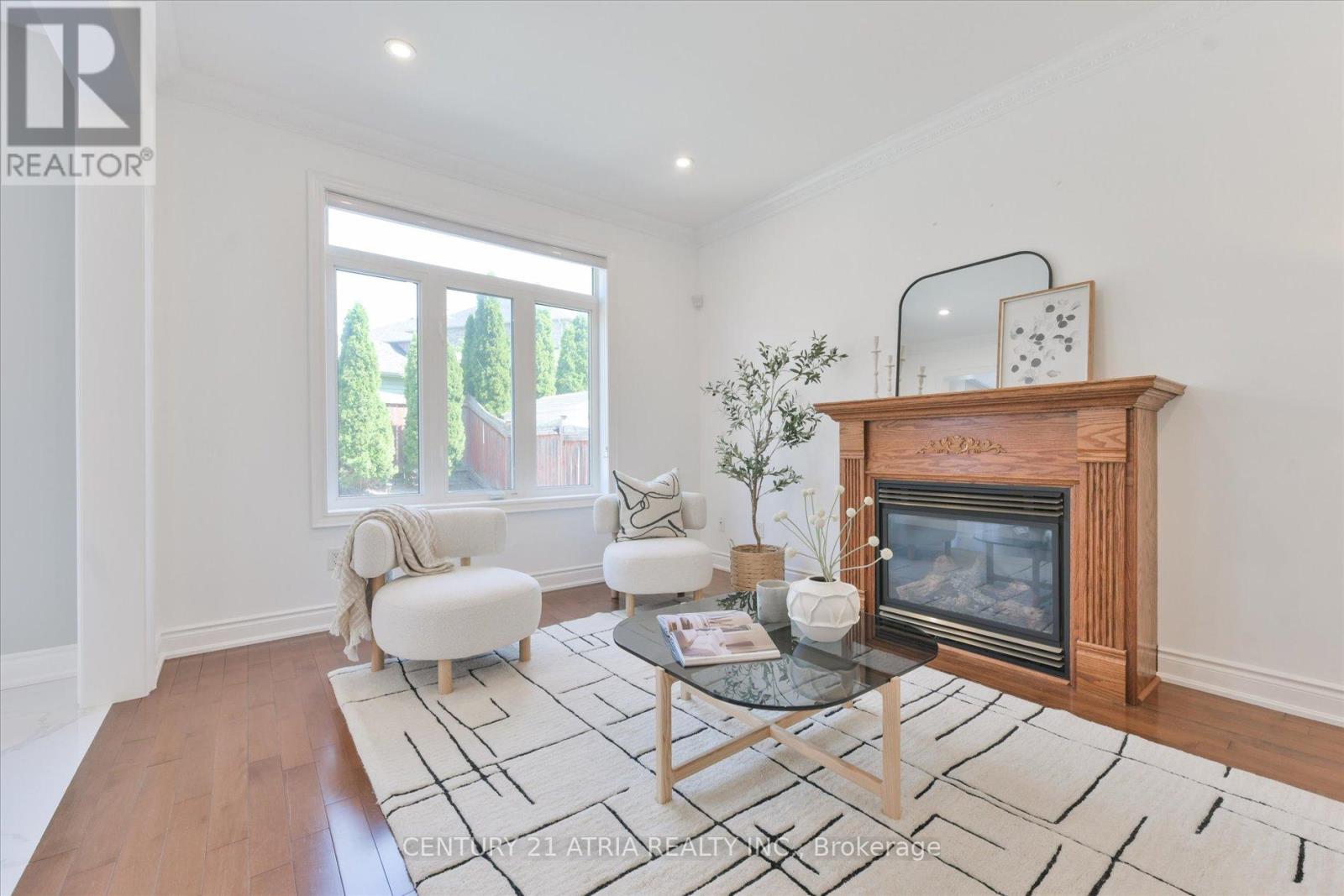 119 MARTINI DRIVE - 25