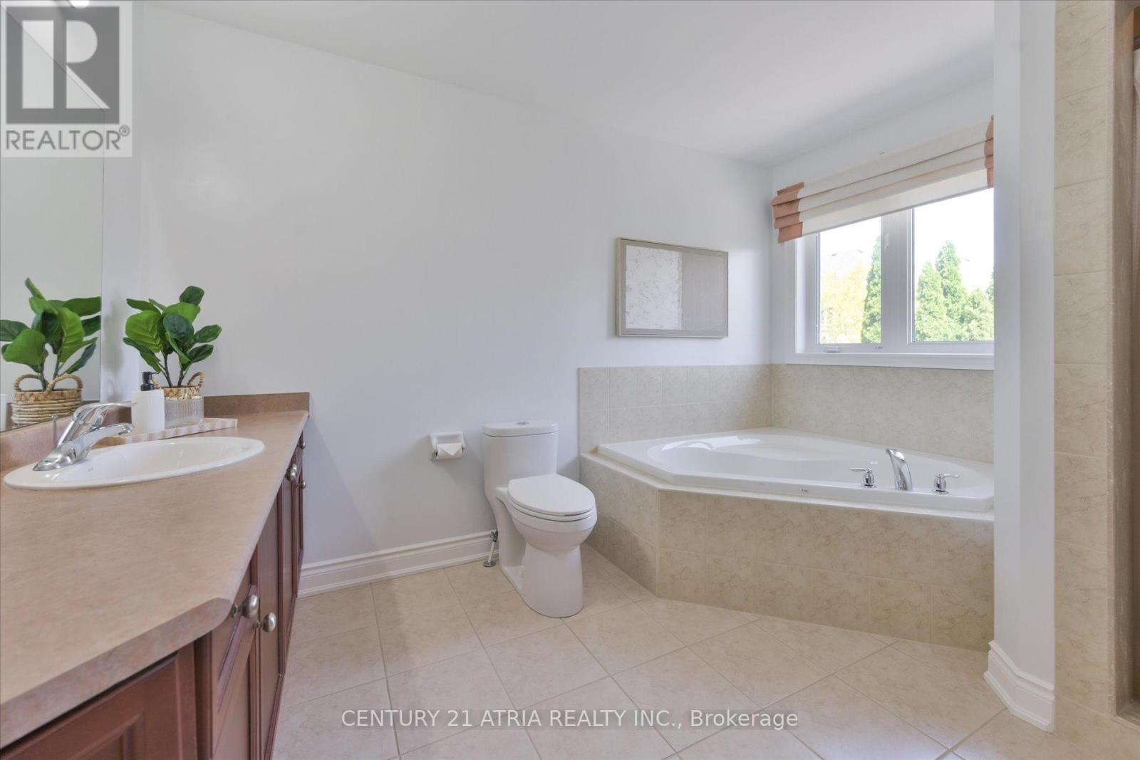 119 MARTINI DRIVE - 34
