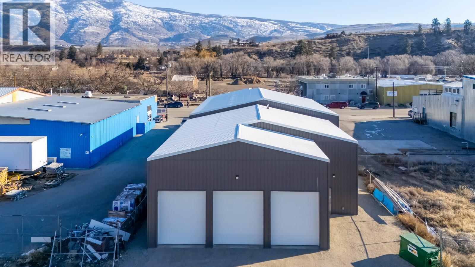 5966 Sawmill Road, Oliver