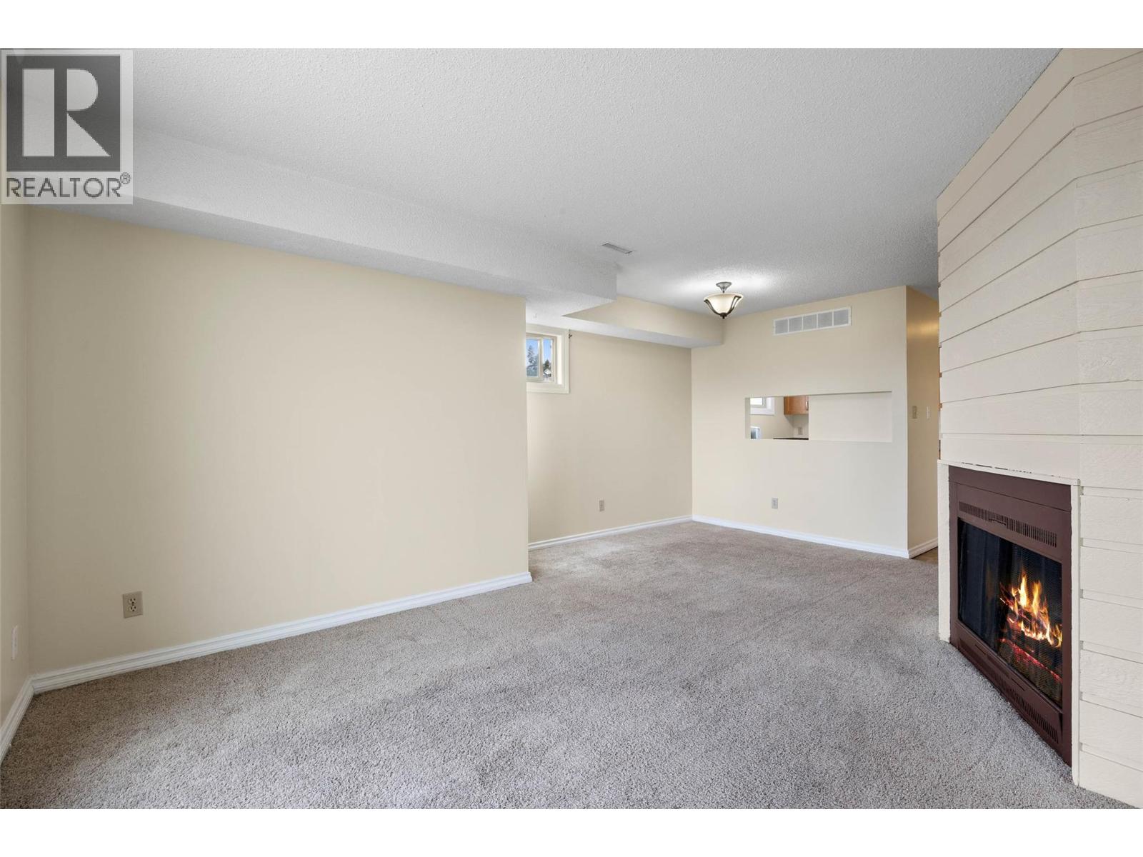 1750 Summit Drive Unit# 38, Kamloops