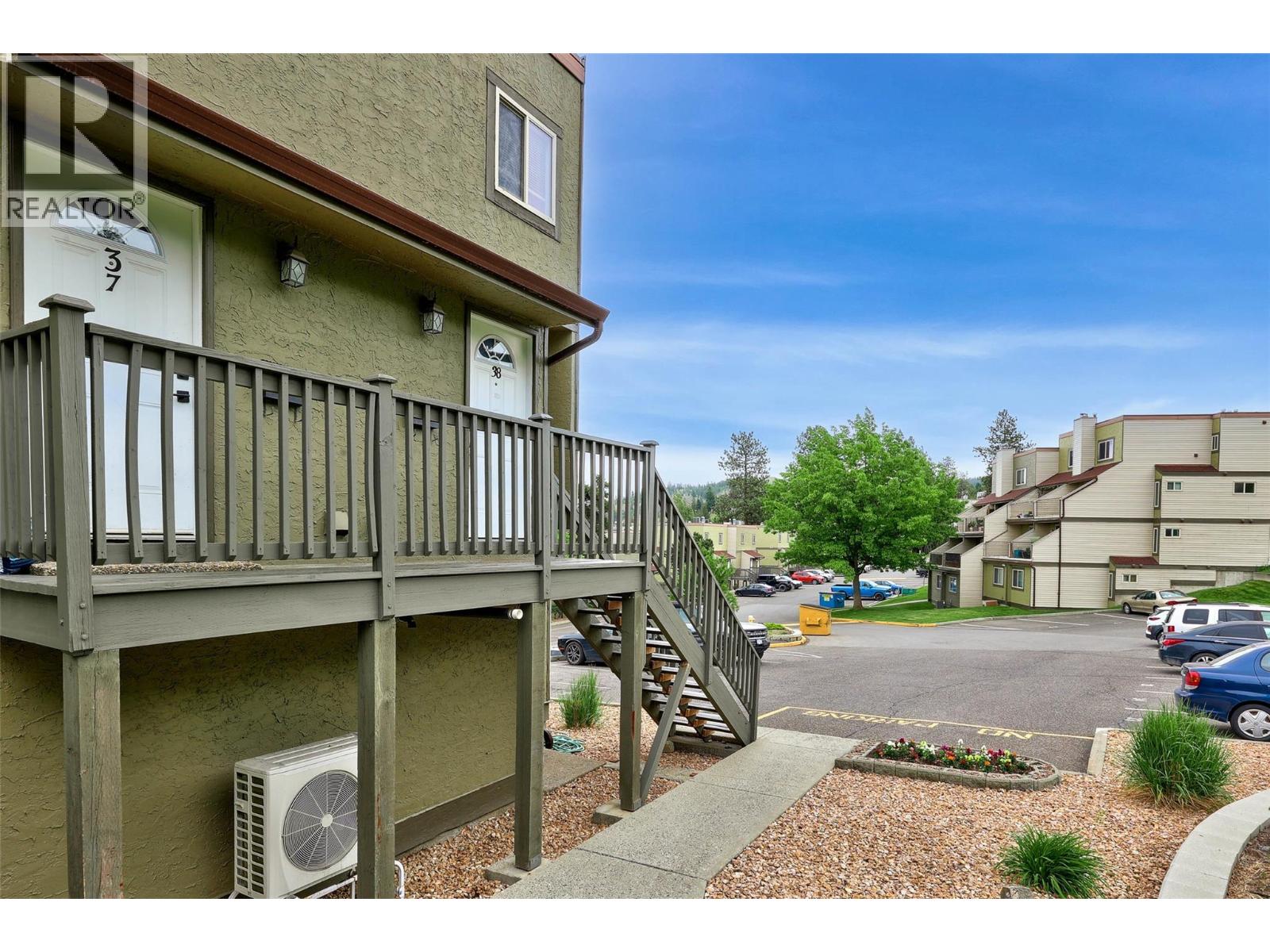 1750 Summit Drive Unit# 38, Kamloops