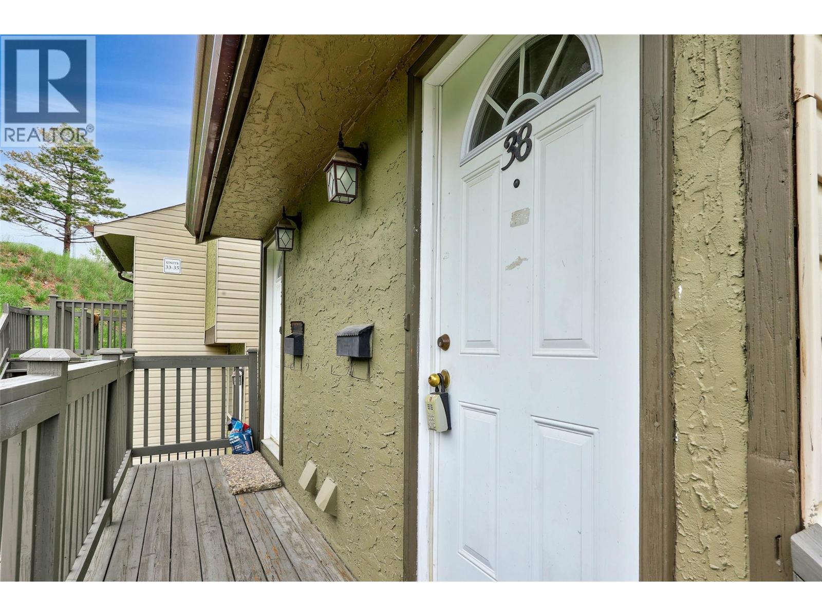 #38 1750 Summit Drive - 3