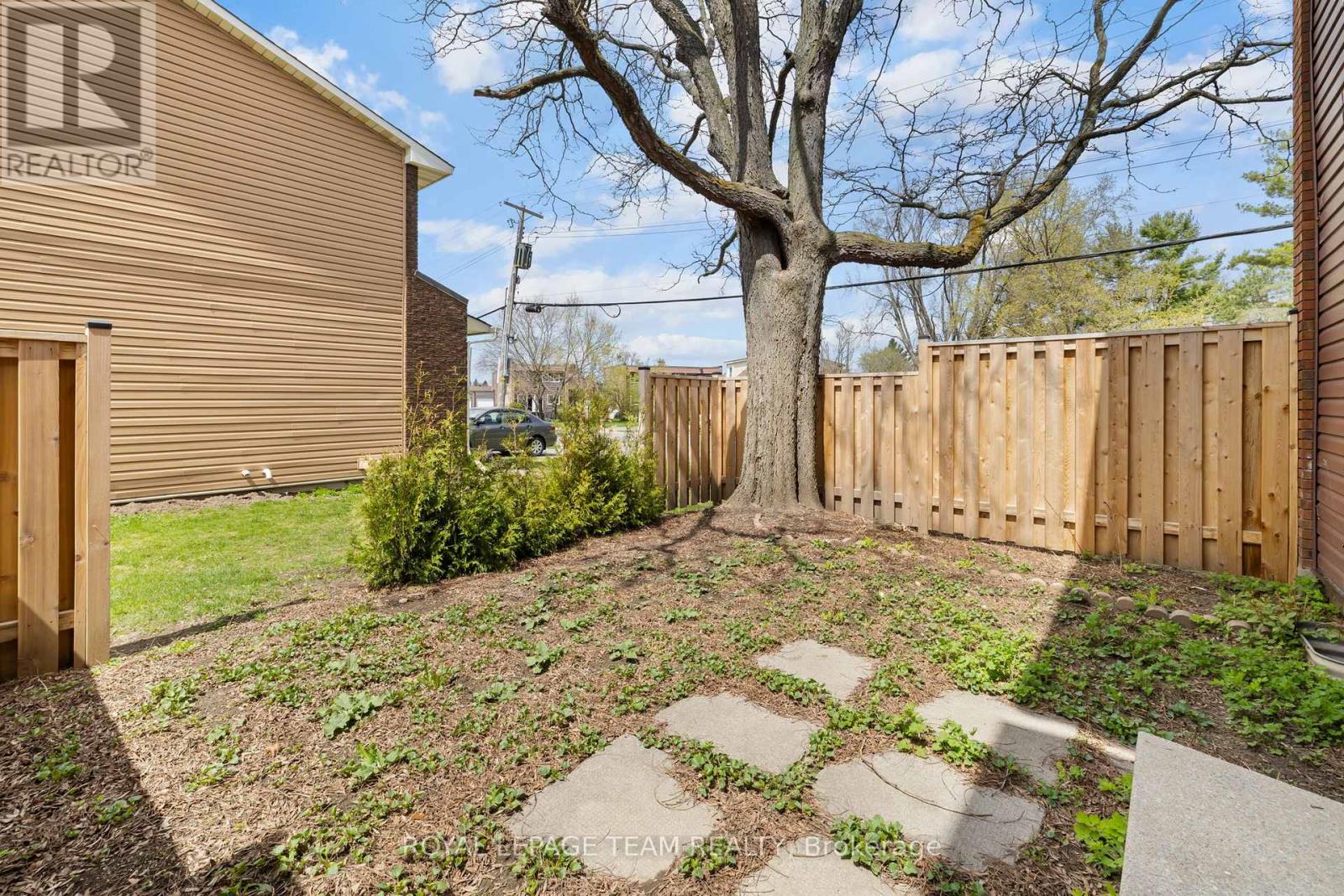 #66 4 ARNOLD DRIVE - 29
