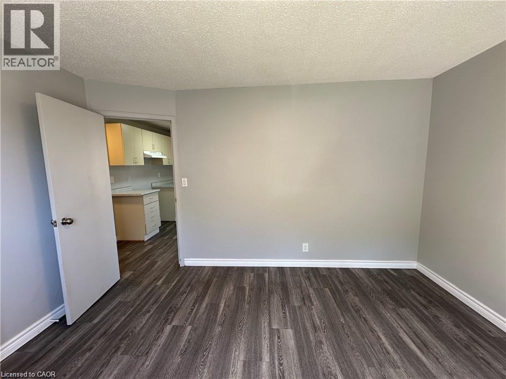 64-66 OAKWOOD Avenue - 17