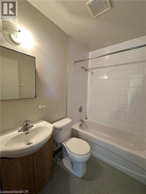64-66 OAKWOOD Avenue - 39