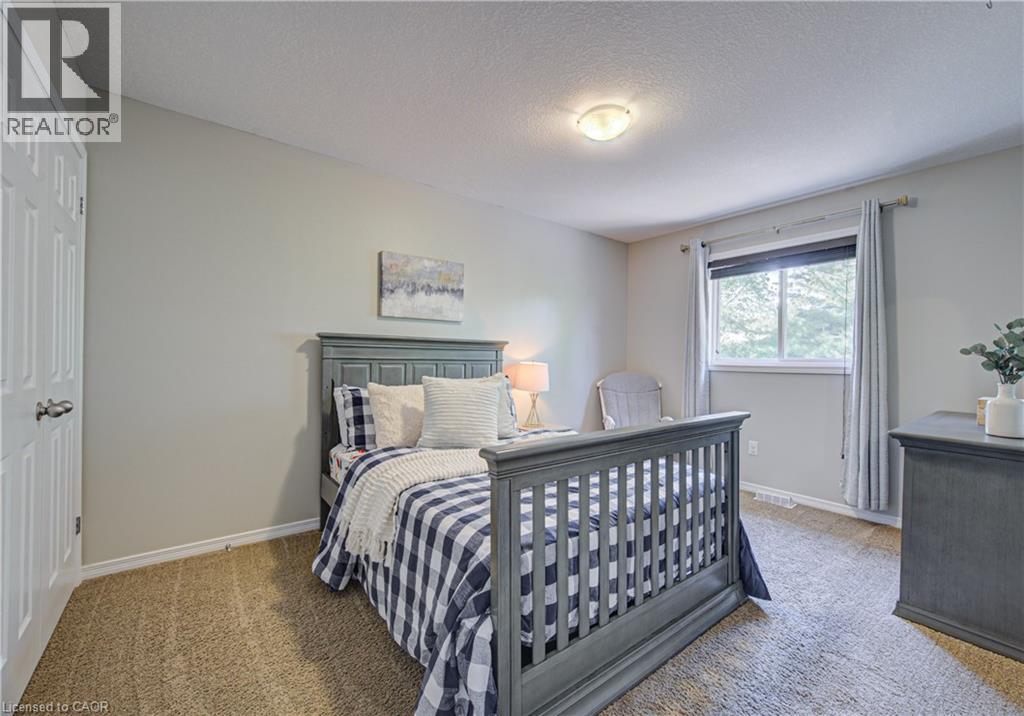 20 WALTER PERRY Place - 25