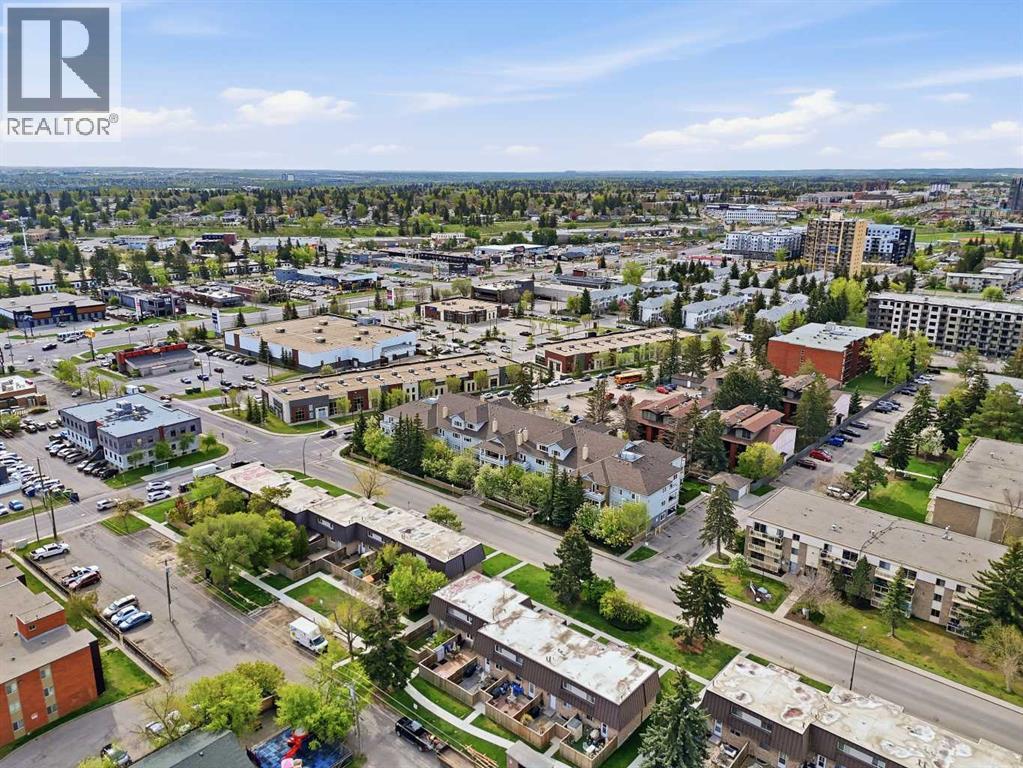 #212 790 Kingsmere Crescent SW - 30
