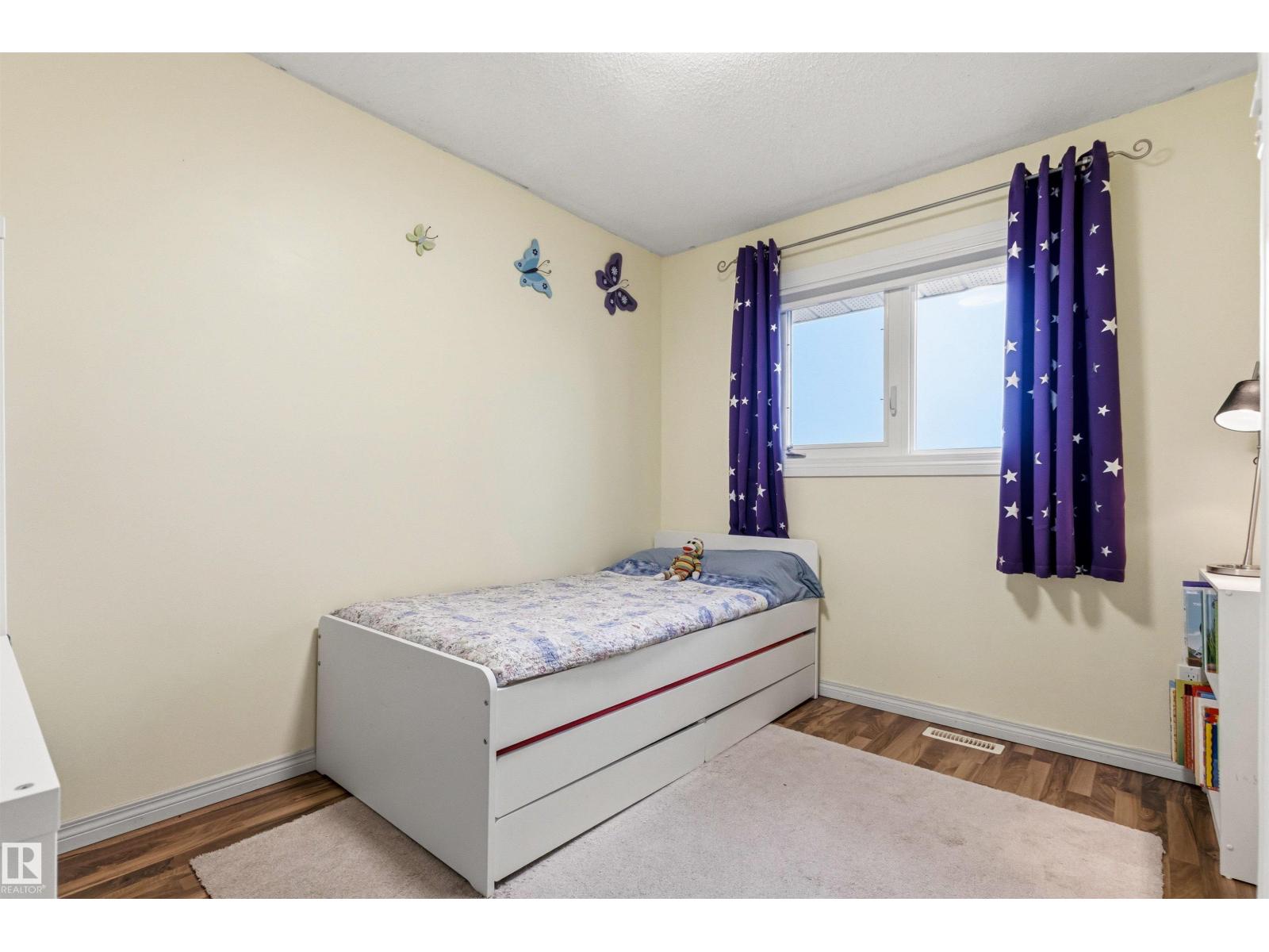 9575 180A ST NW - 28