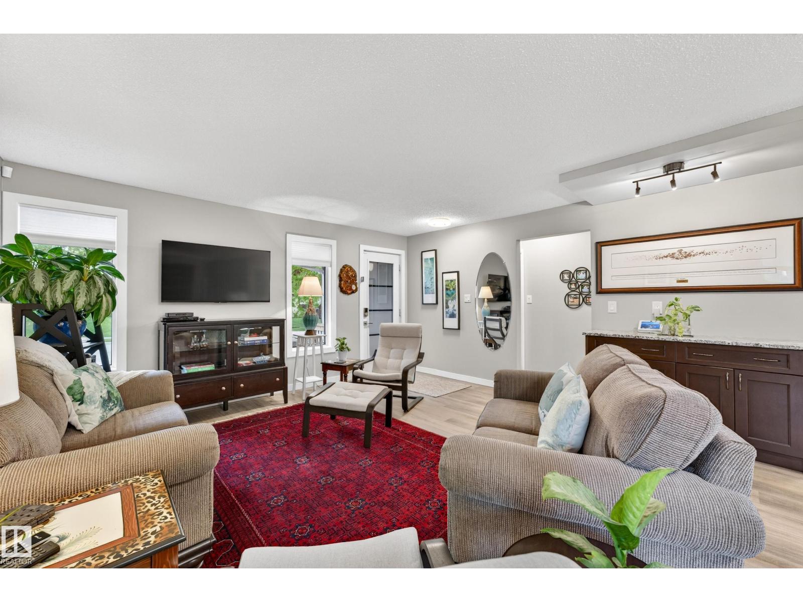 42 Attwood DR — photo 10