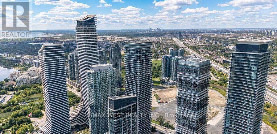 Listing photo of 4007 - 70 ANNIE CRAIG DRIVE