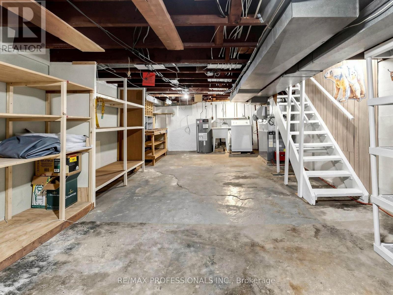 14 BRADLEY AVENUE - 22