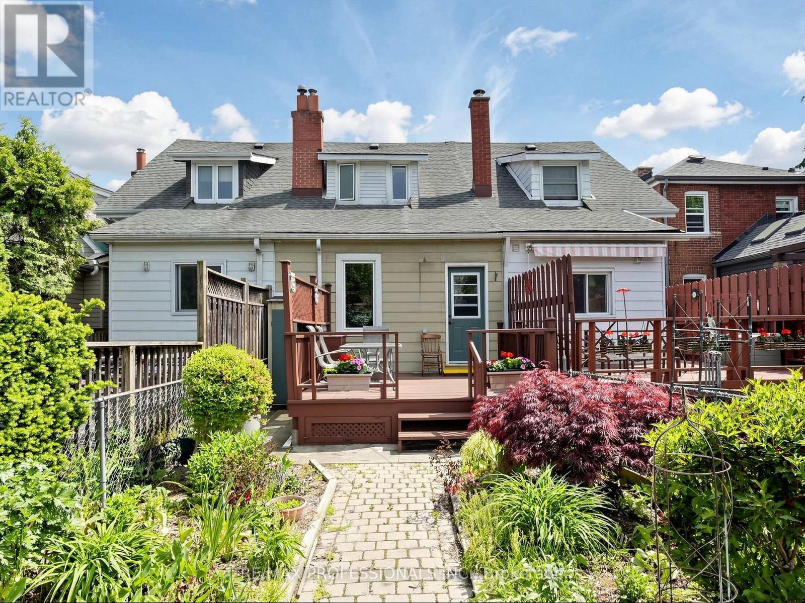 14 BRADLEY AVENUE - 25