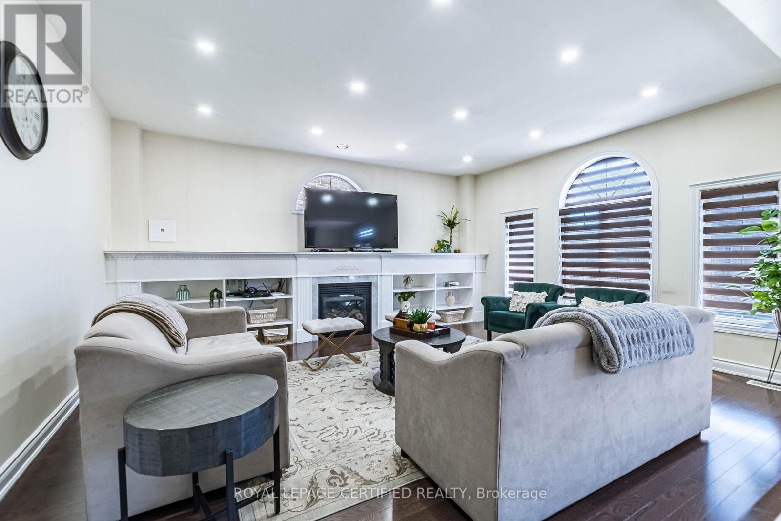 14 SOLSTICE STREET - 11